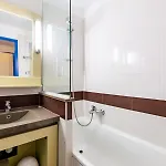 Le Village De Cap Esterel - Maeva - Climatise Vue 2 Pieces 4 Personnes - Selection Mae-1533 *